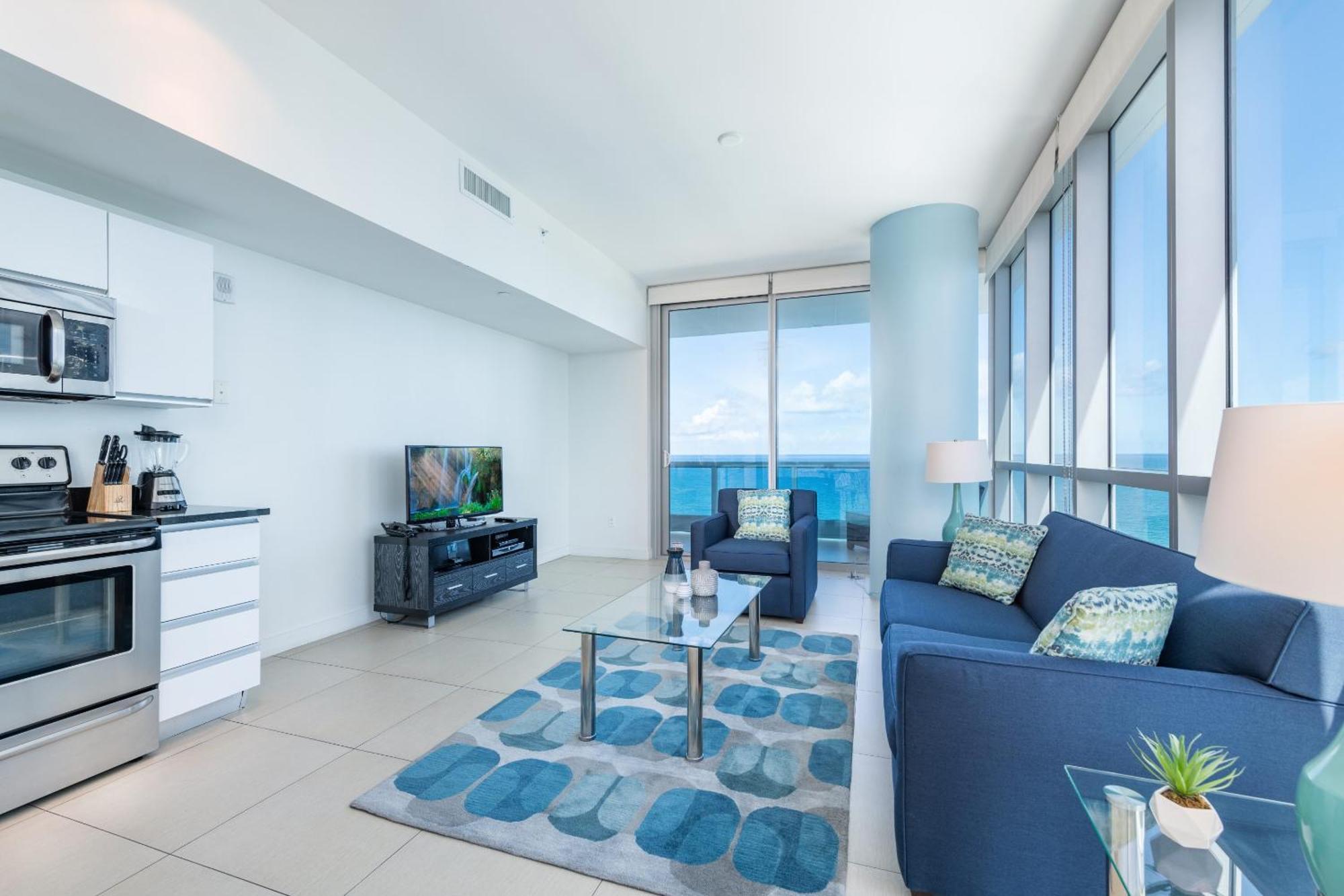 Bluebird Suites Monte Carlo マイアミビーチ 部屋 写真