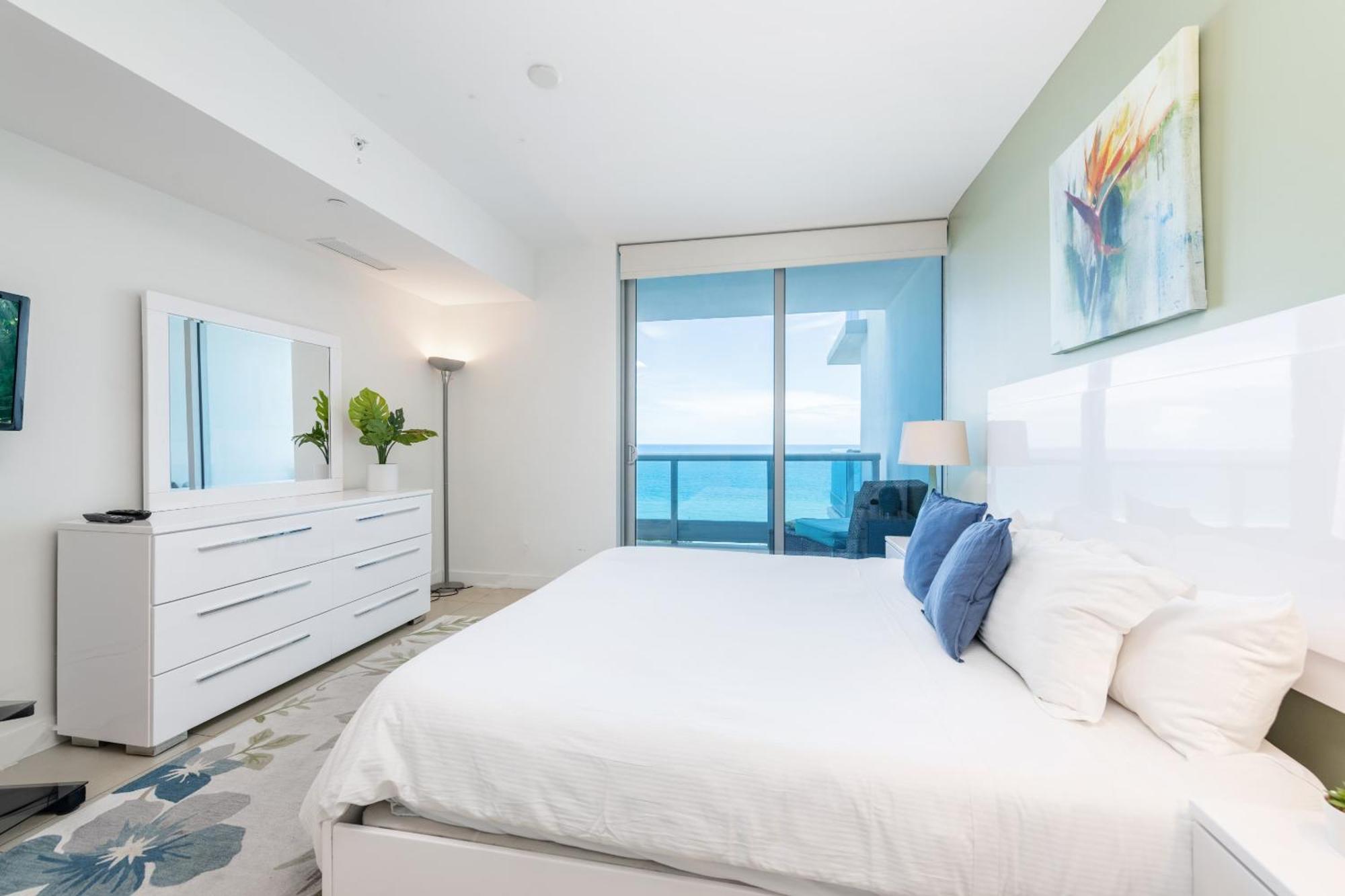 Bluebird Suites Monte Carlo マイアミビーチ 部屋 写真