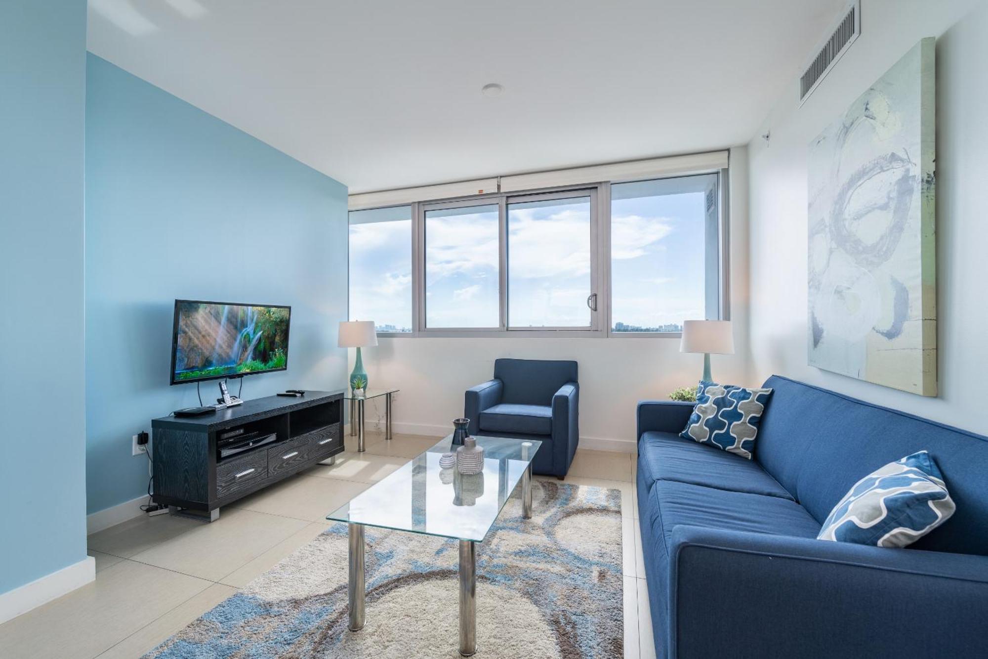 Bluebird Suites Monte Carlo マイアミビーチ 部屋 写真