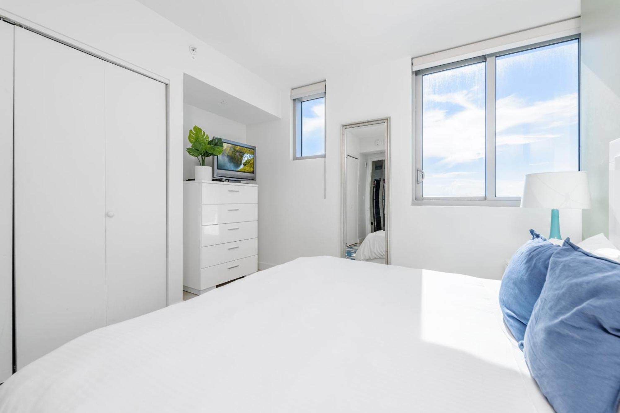 Bluebird Suites Monte Carlo マイアミビーチ 部屋 写真