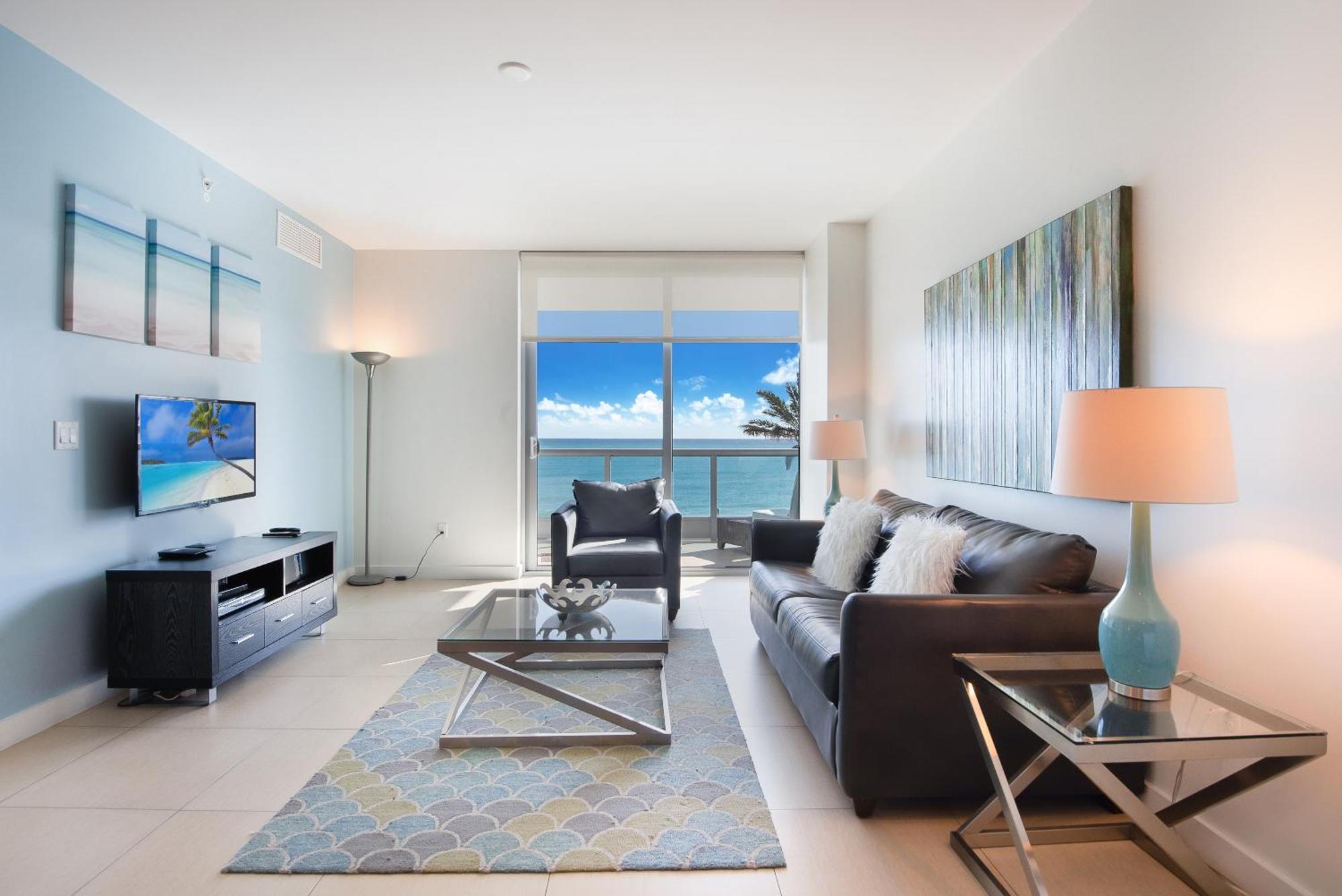 Bluebird Suites Monte Carlo マイアミビーチ 部屋 写真